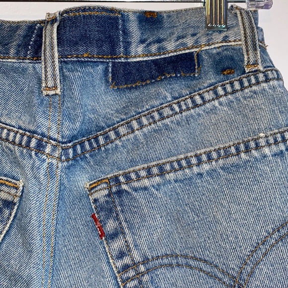 Vintage Levi High Waisted Ripped Cut-Off Shorts - Picture 4 of 6